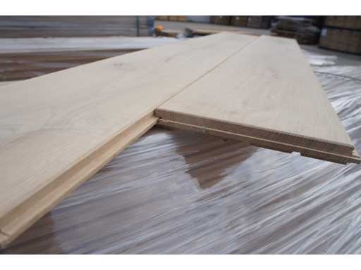 67,13 m² Parchet din stejar masiv 20mm