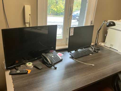 Philips und Dell Monitor (2x)