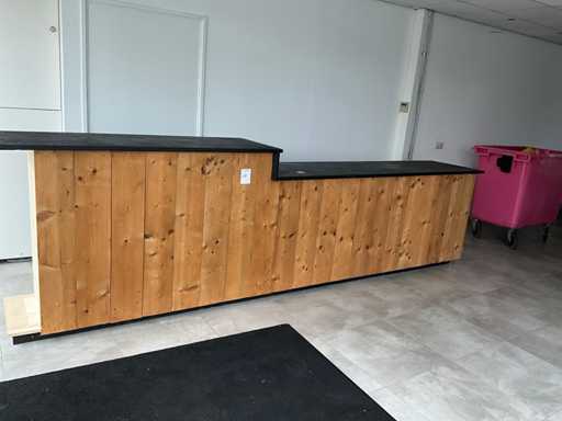 Mobilier de recep?ie ?i tejghea