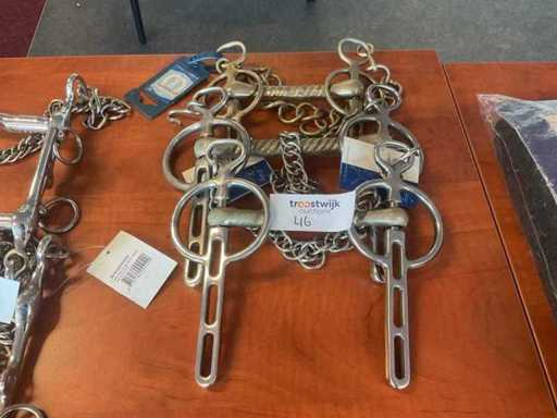 Bars with chin chain (3x)