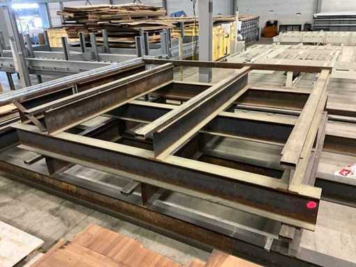 Stalen poutrellen constructie (2x)