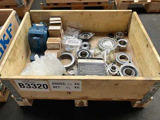 SKF - Logement de roulements batch, divers roulements et composants 44KG