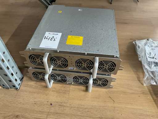 Hoogvermogen power supplie (2x)