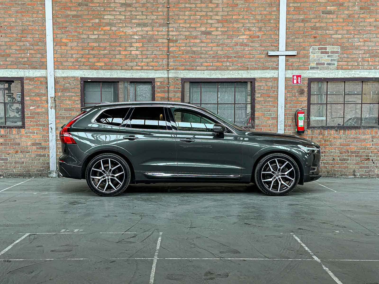 Volvo XC60 2.0 T8 Twin Engine AWD Inscription R-Design 303pk 2019, R-244-TZ