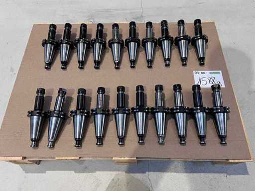   Portautensili per articoli SK40