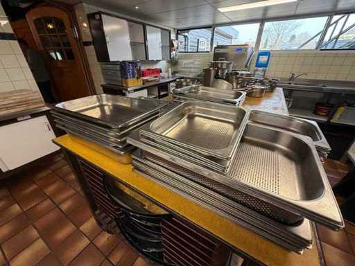 Stainless steel (perforated) Gastronorm tray (44x)