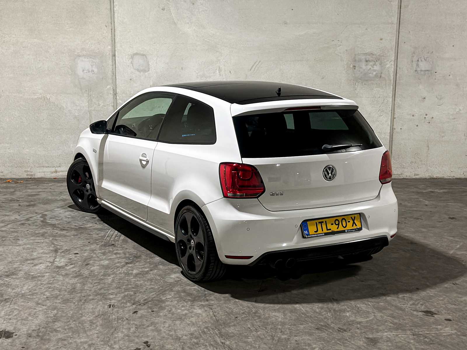 Volkswagen Polo GTI 1.4 TSI 180pk 2011 Automaat, JTL-90-X