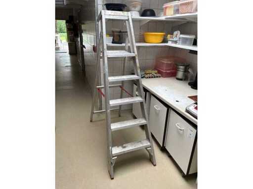 Ladder