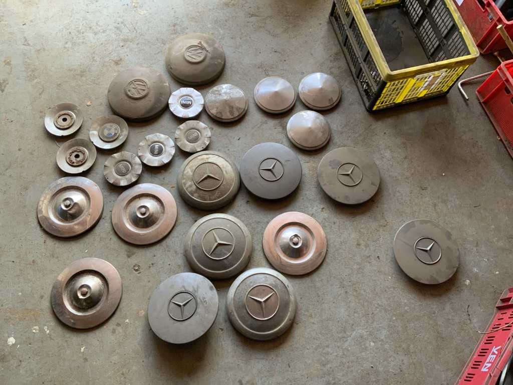Batch of hubcaps