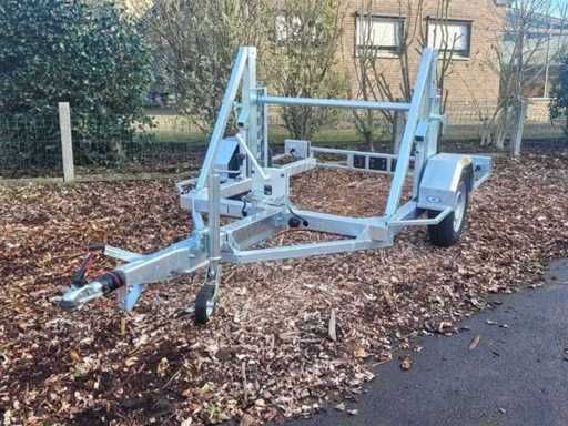 Rimorchio a bobina a un solo asse frenato MTM 1800KG 2023