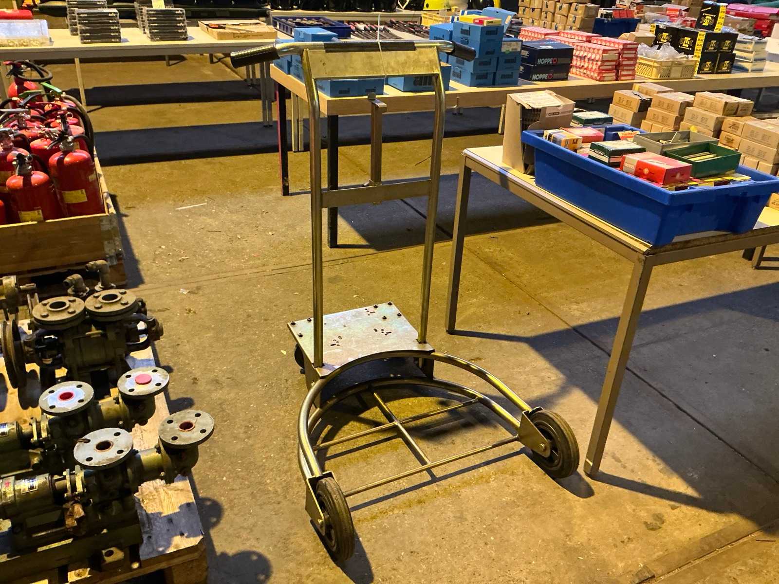 Drum transport trolley