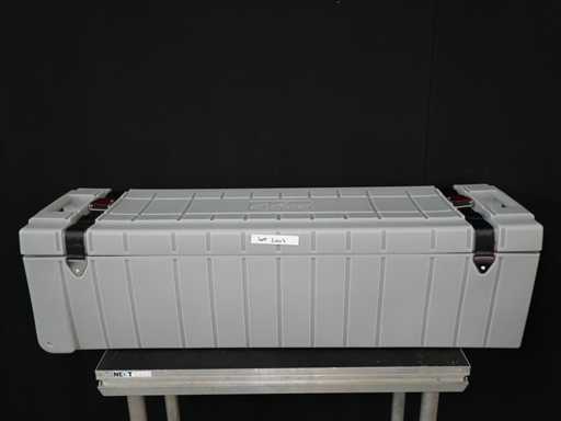 AV STUMPFL PROJECTION SCREEN 325X192 + FRAMER AND LEGS