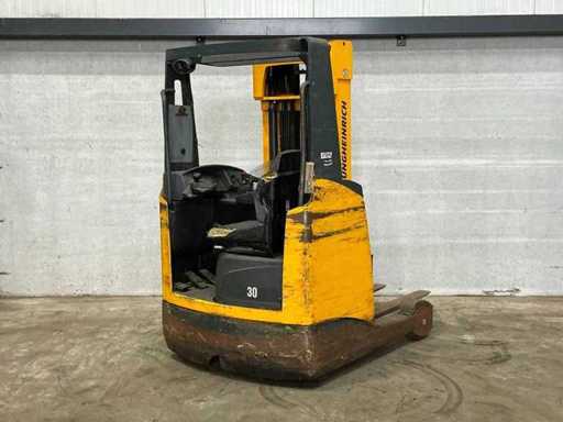 Jungheinrich Reach truck