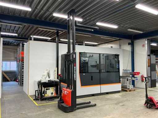 2021 EP EST122 Stacker