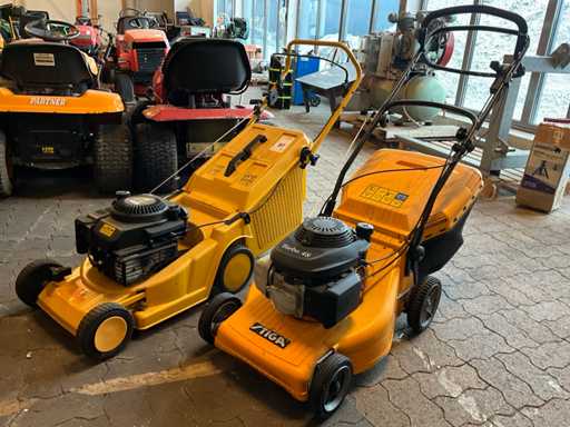 Ma?ina de tuns iarba Stiga & Alko