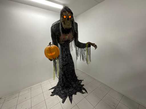 Poupée animatronique d’Halloween PX