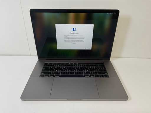 Apple MacBook Pro 16", Core(TM) i7 9a generazione, 32 GB di RAM, 512 GB NVMe, AMD Radeon Pro 5300M 4 GB Computer portatile