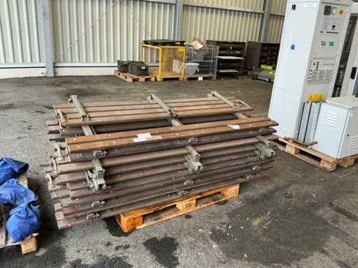 Bankjes voor 12M18 vrachtwagens (5x)