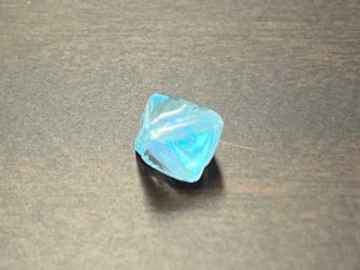 Diamant 2.12 carat ruwe diamant van top kwaliteit