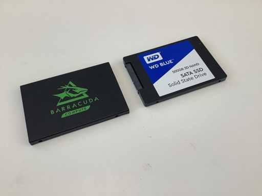 Seagate en WD 2.5”SSD Interne hardeschijf (2x)