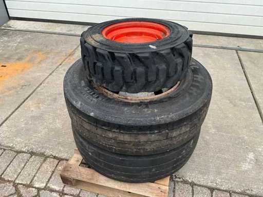 Reifen mit Felge (3x)