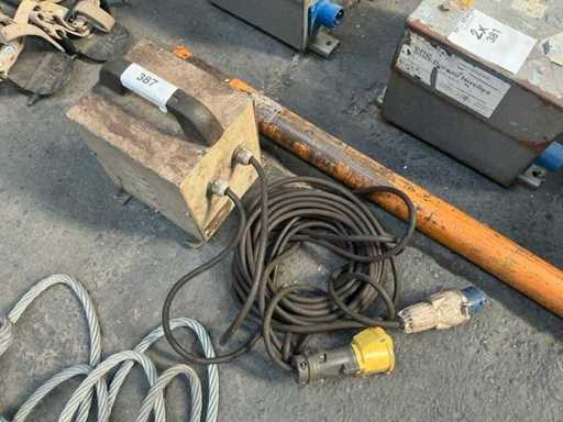 Transformateur 230V - 115V