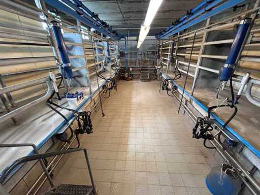 2001 DeLaval Tandem Melkinstallatie (7 boxen)