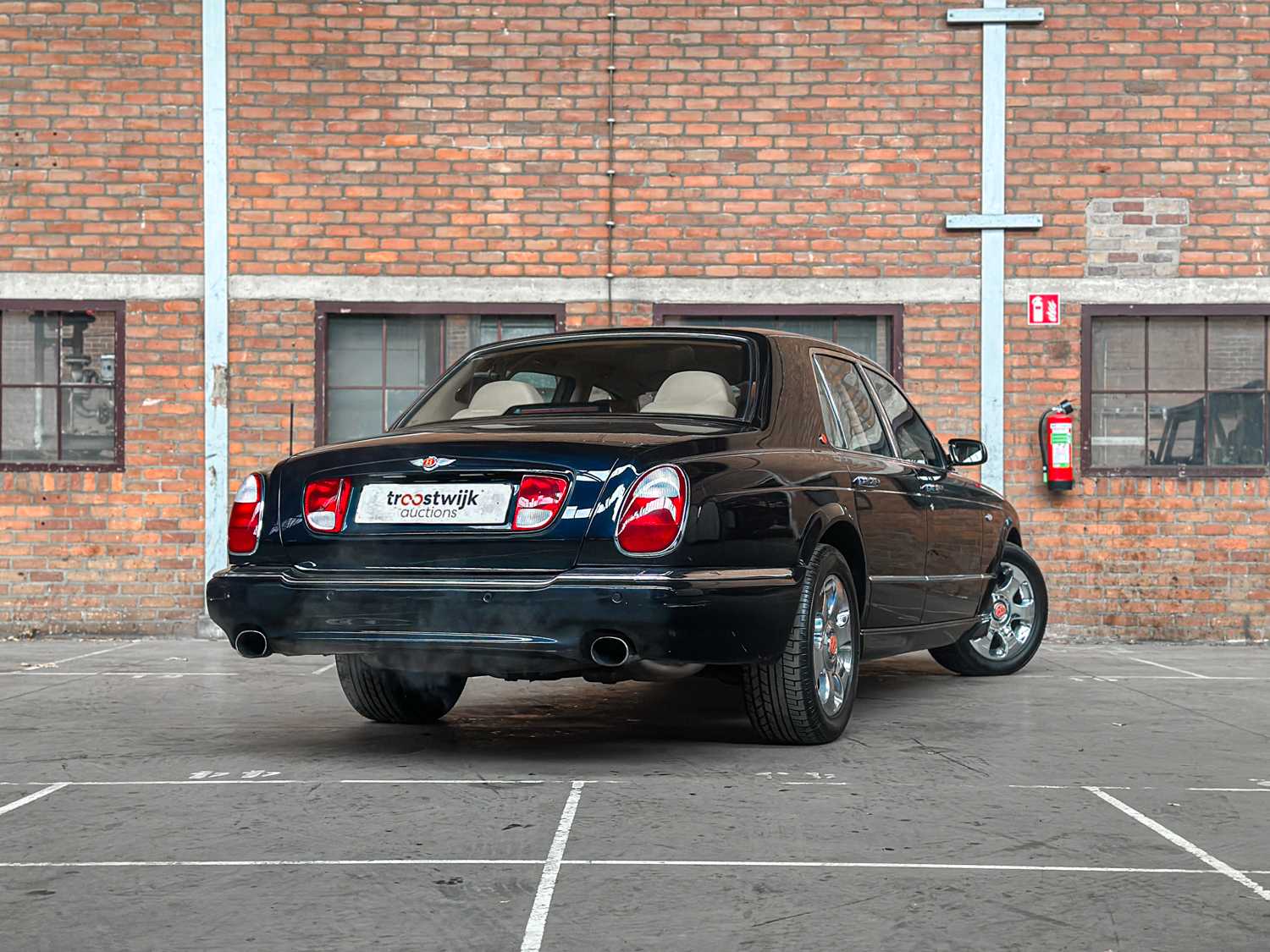 Bentley Arnage 6.8 V8 Red Label 405PK 2001 (Origineel-NL), 31-GN-KD