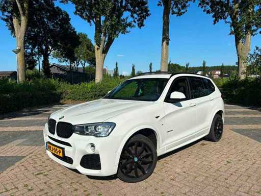 BMW X3 xDrive28i Executive 2017 | HKJ-05-P i