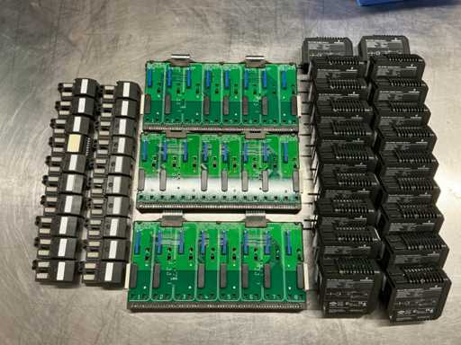 PLC de module de sortie numérique Emerson KJ3208X1-BA1 (20x)