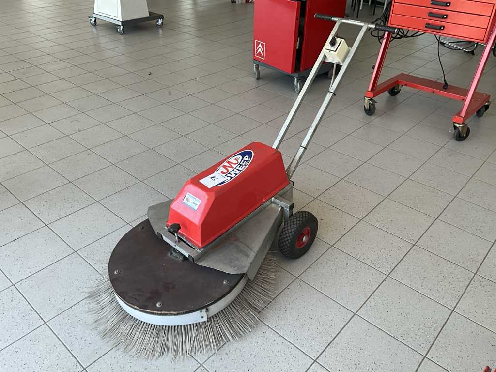M-Sweep Radial Sweeper