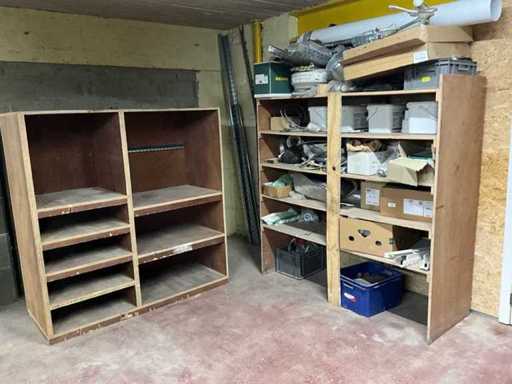 Wasserhahn-Zubehörset mit Regalen