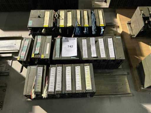 Un lot de module PLC Siemens S7
