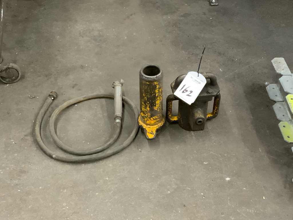 Rhino Pneumatic Post Driver