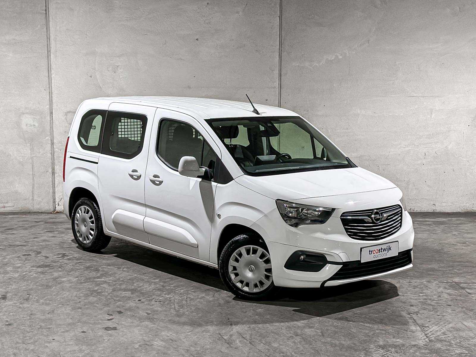 Opel Combo Tour 1.5 CDTI L1H1 Edition 129pk 2021 (Origineel-NL+1e eigenaar), K-030-JR 