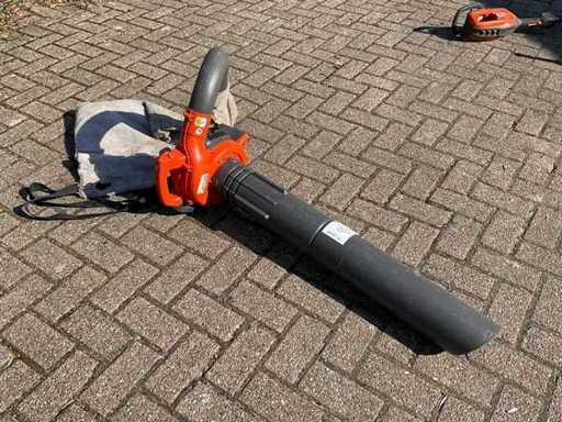 Husqvarna 125B Leaf Blower