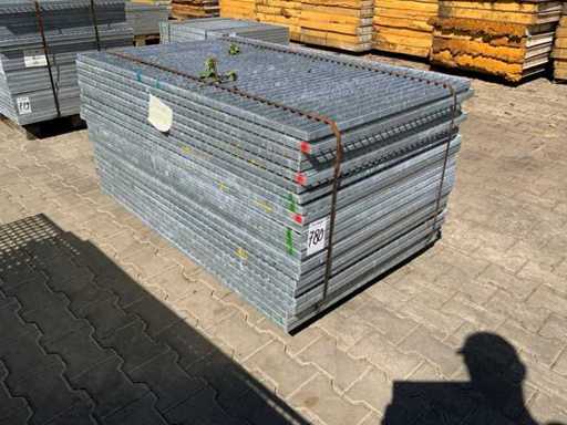 Stalowa podłoga z listwami 1400x880mm (23x)
