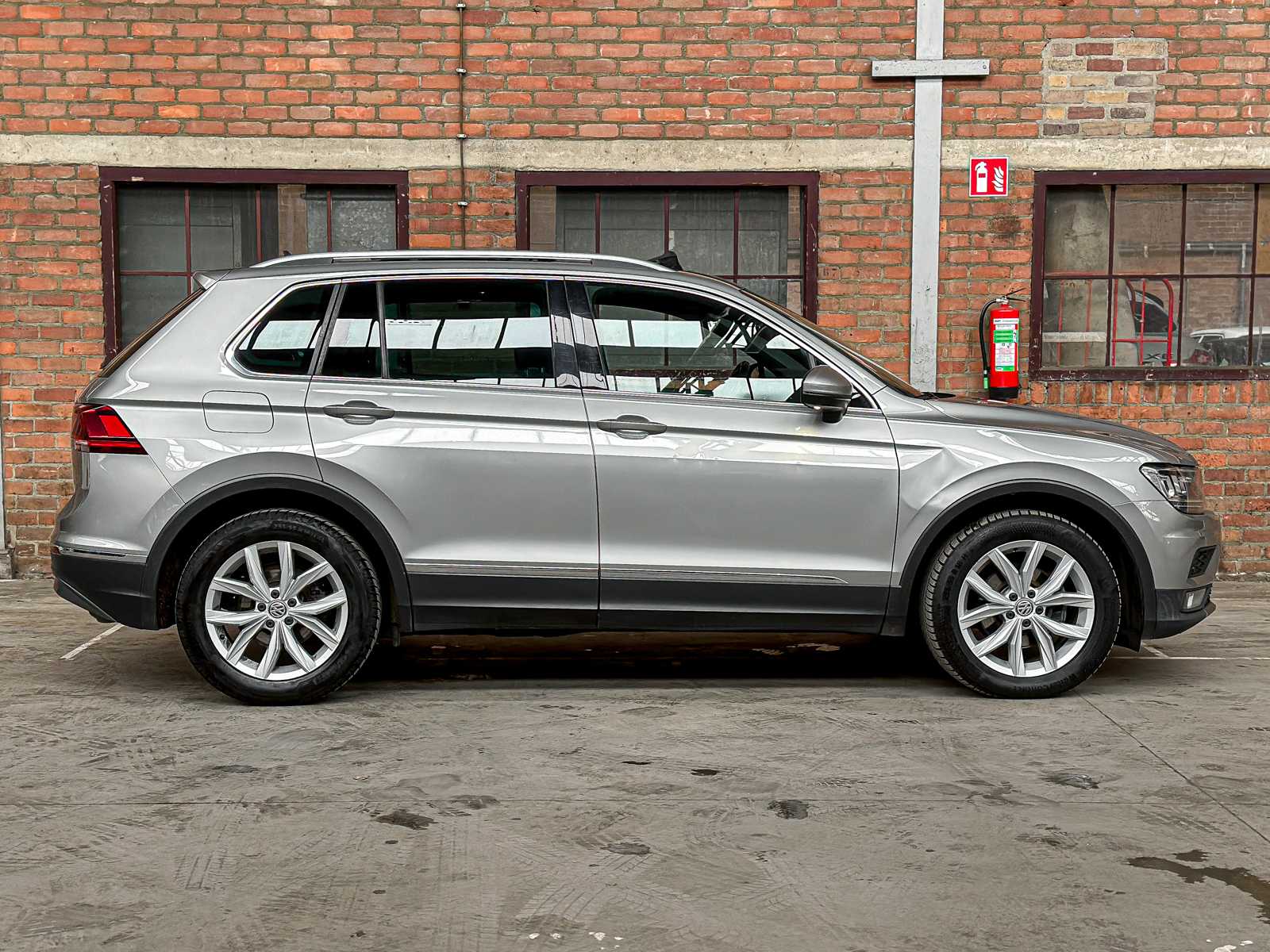 Volkswagen Tiguan 1.4 TSI ACT Highline 148 PS 2018 (Original-NL), RR-501-H