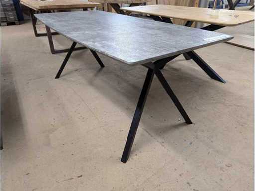 Dining table Metal base