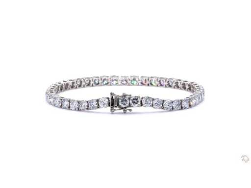 Platinarmband mit 11,17 crt. Diamant