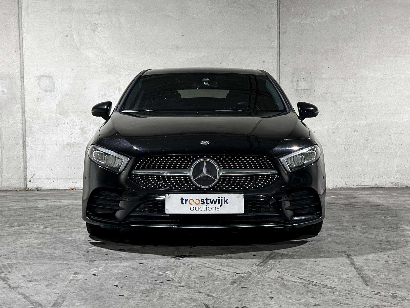 Mercedes-Benz A200 Business Solution AMG A-klasse 163pk 2019 (Origineel-NL), XH-436-L