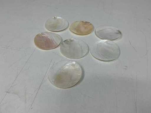 Disques en nacre en lot