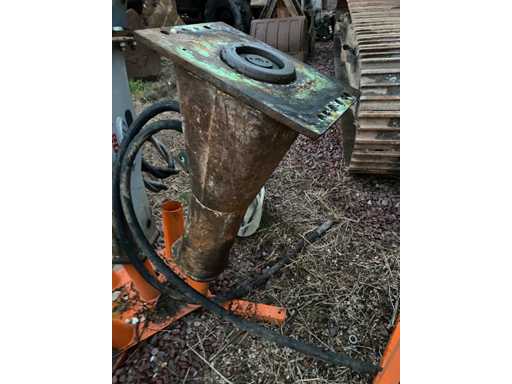 MONTABERT - 2014 - Brise-roche hydraulique