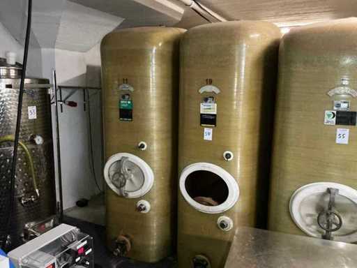 Staffelstein Plastic Fermentation Tank 2500liter (2x)