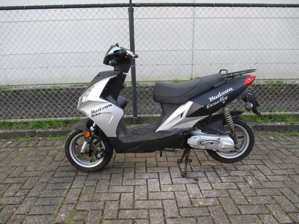 Hudson Bike - Bromscooter - Exactly 50 2 Tact - Scooter