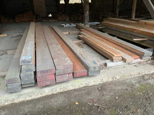 Douglas, bois de pin, divers poutres et planches en bois (26x)