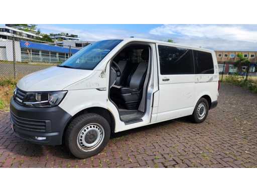 2017 Volkswagen Transporter Kombi