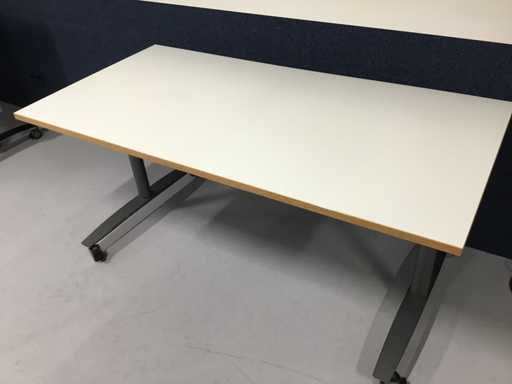 Mobile desk (3x)