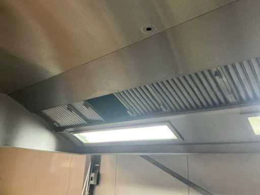 Hotte extractrice en acier inoxydable