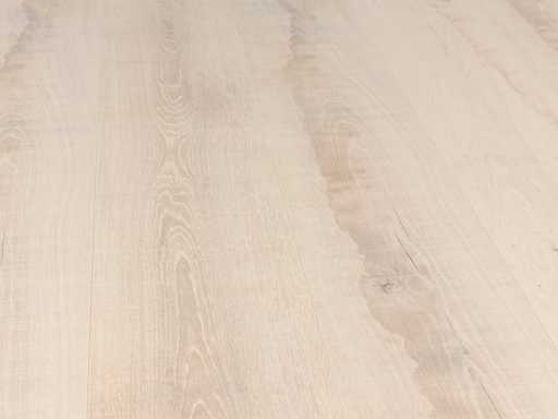 93 m2 planches stratifiées - 1380 x 193 x 8 mm